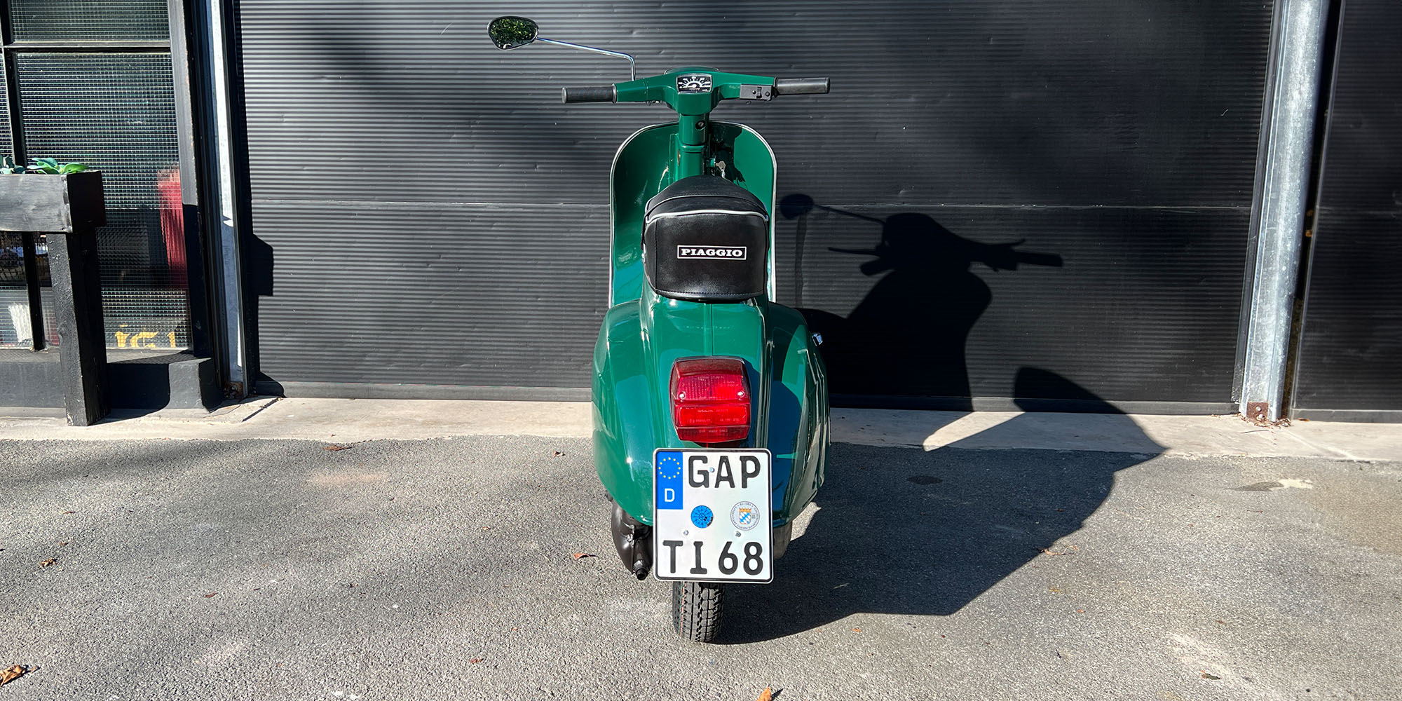 Vespa V 125